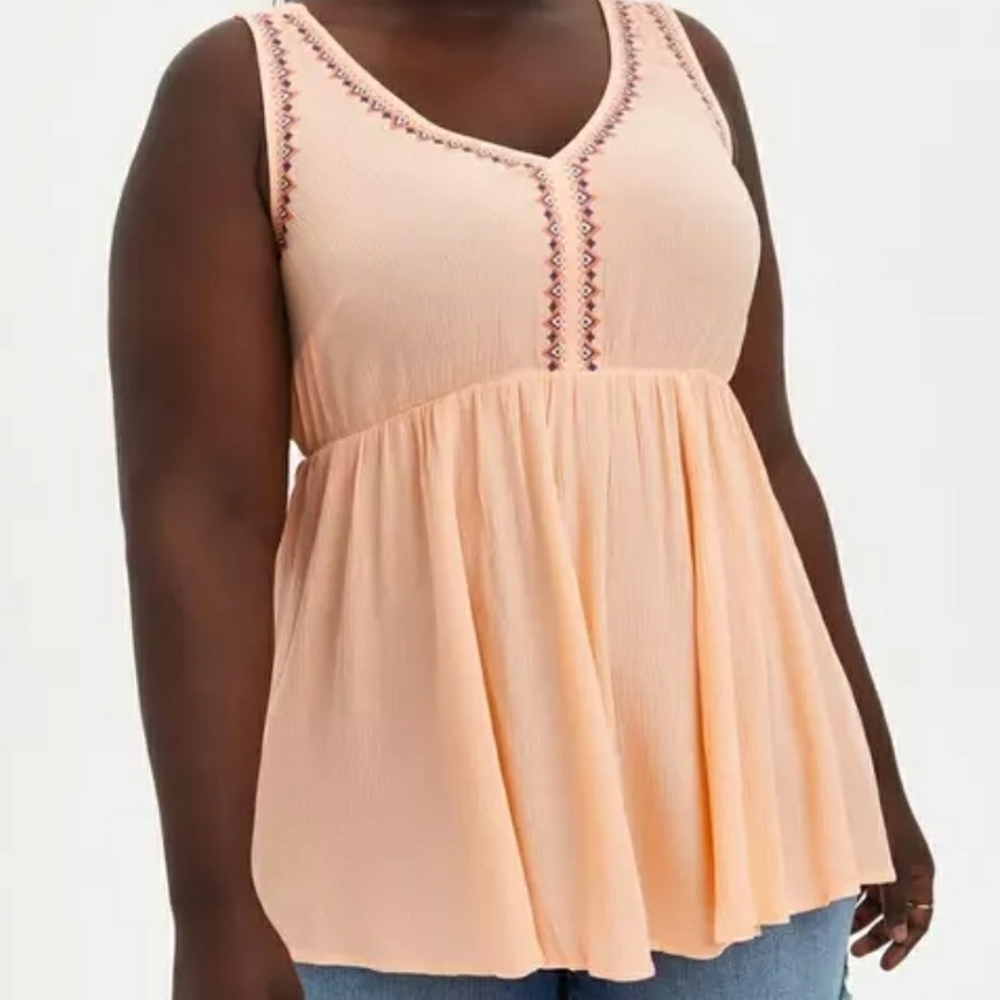 NWT TORRID Babydoll Gauze Embroidered Talla 1